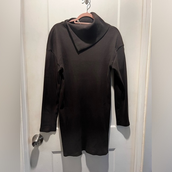 NWT Zara Sweater Dress with asymmetrical collar. Size M - Picture 1 of 6